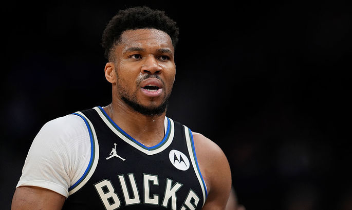 Янніс Адетокунбо пропустить літній етап кваліфікації до ЧС-2027