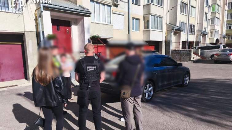 Організували мережу секс-послуг: у Франківську викрили двох жінок, які працювали …