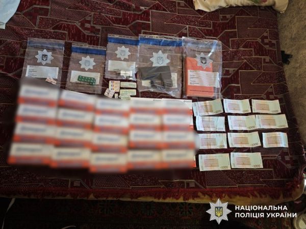 100 таблеток за 10 тисяч: у Миколаєві затримали серійного наркоторговця