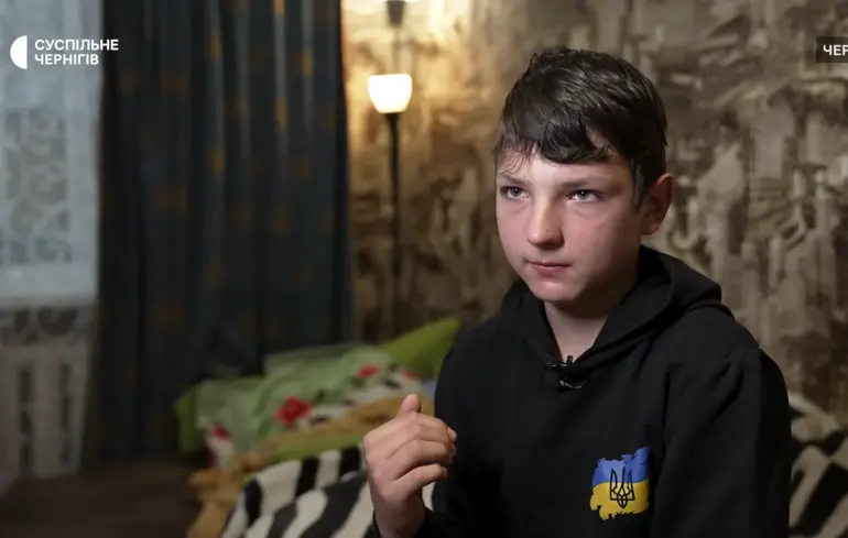 12-річний хлопець із прикордонної Семенівки зупинив FPV-дрон, що летів у …