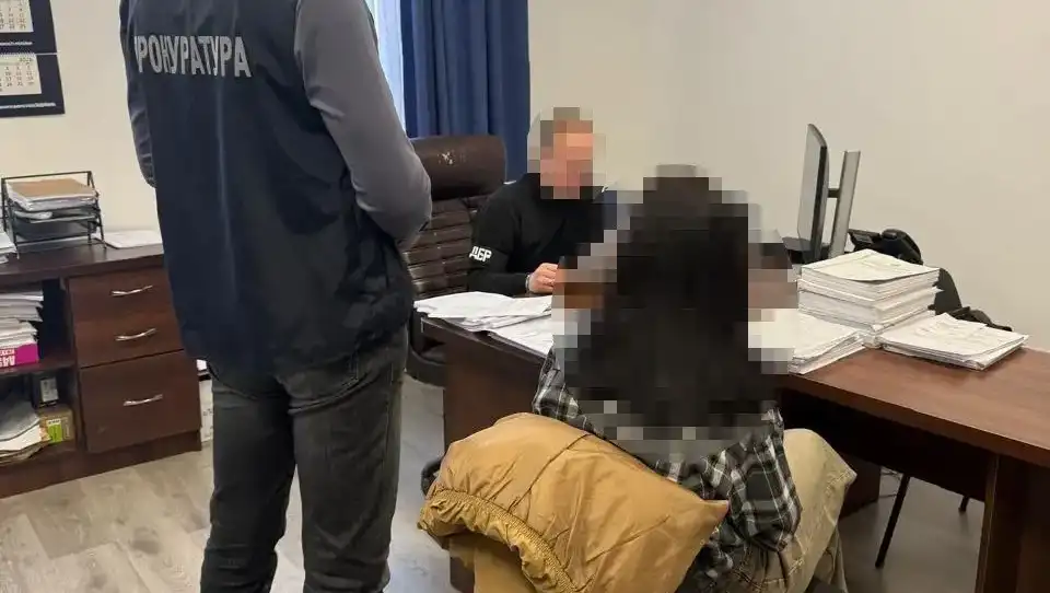 140 зрублених дерев і мільйони збитків: на Рівненщині судитимуть посадовицю