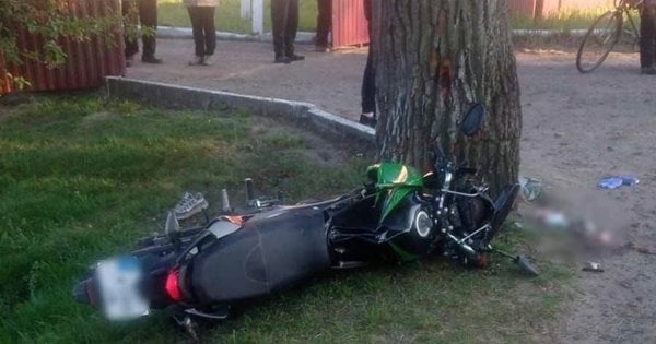 18-річний мотоцикліст і його неповнолітній пасажир загинули у ДТП на …