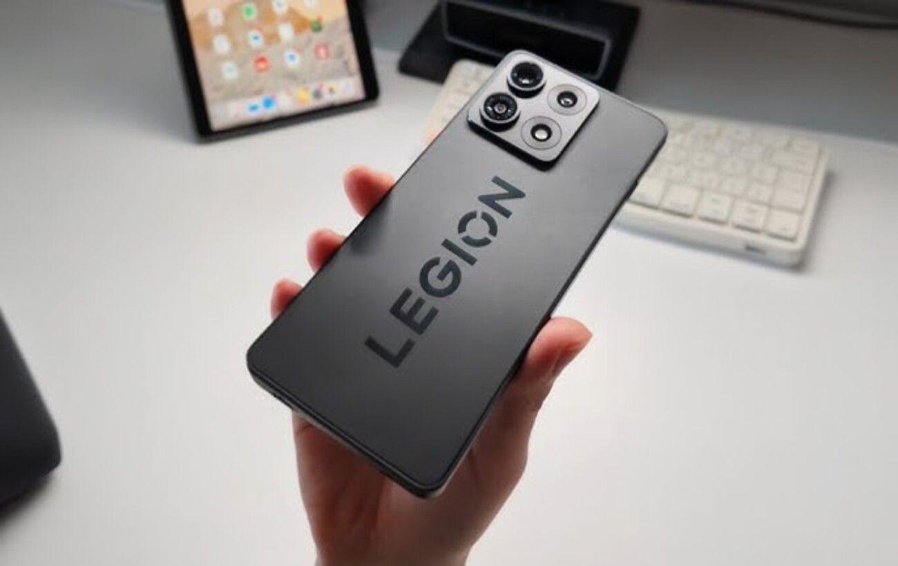 19 годин геймінгу і батарея 8000 мАг: Lenovo представила ігровий …