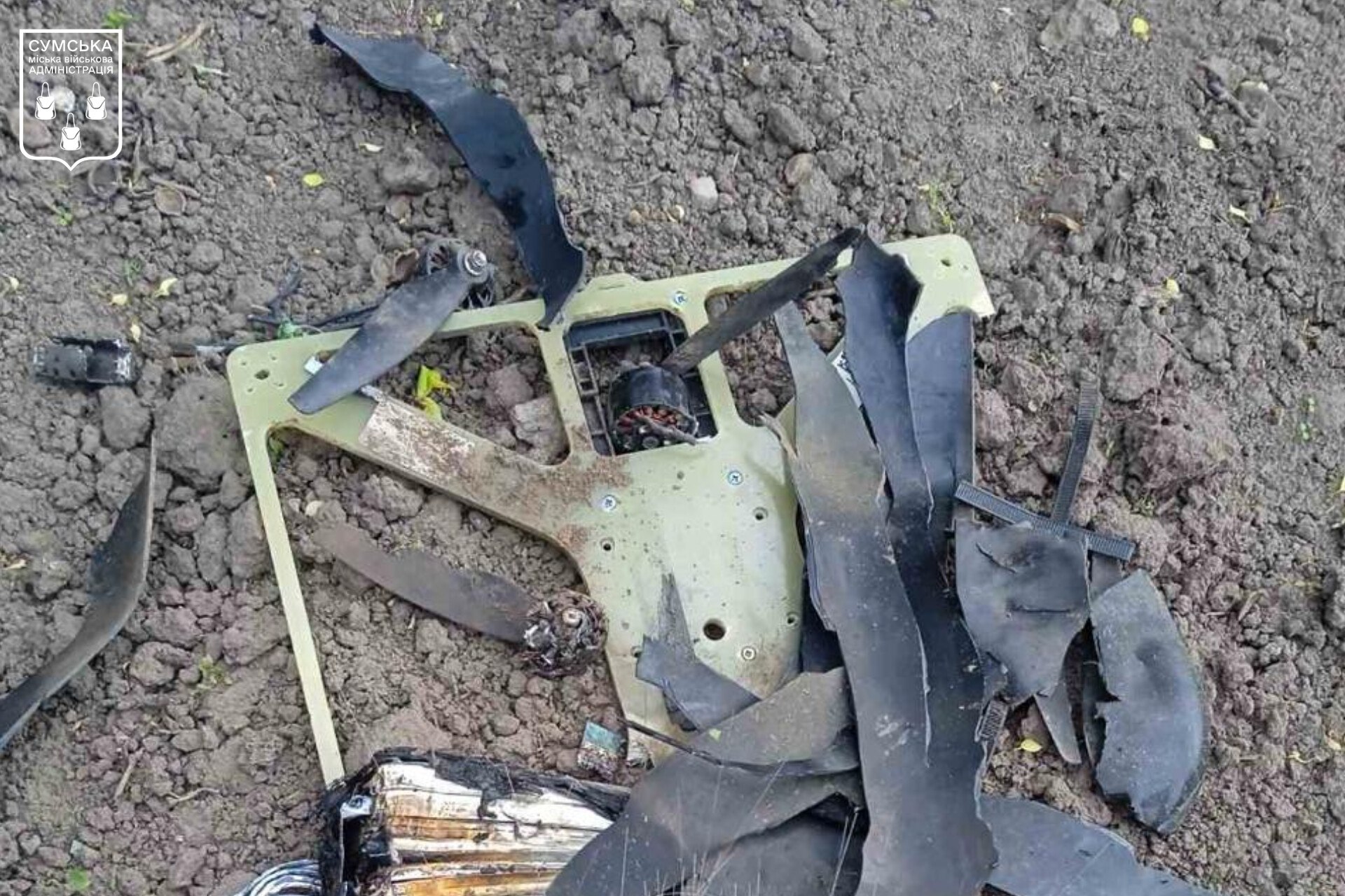 Ворожі безпілотники атакували Сумську громаду