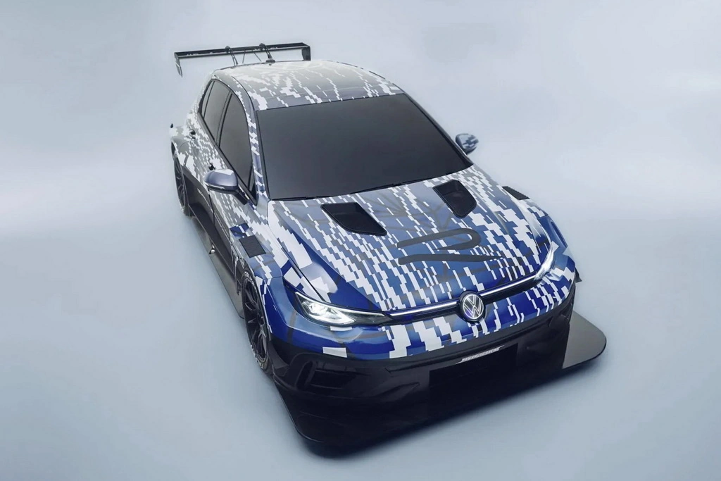 Volkswagen представив гоночний Golf R для участі у 24 годинах …