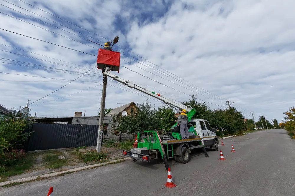 2,5 тисячі ремонтів у розподільчих мережах виконуються без відключення, – …