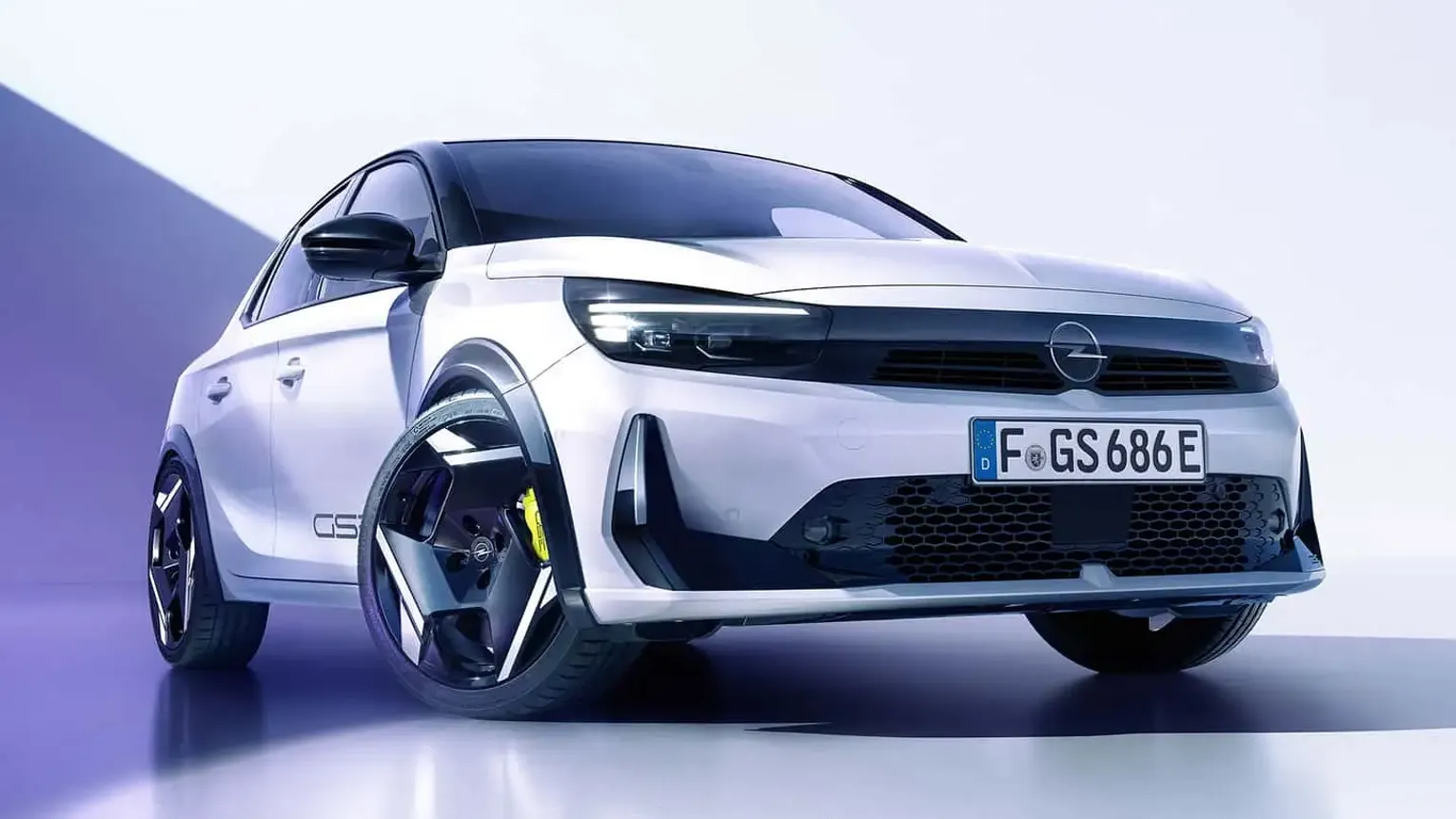 281 кінська сила і спортивне шасі: Opel презентував “гарячу” Corsa …