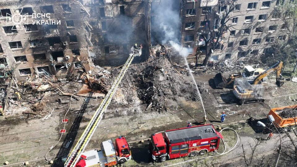 «300 пошкоджених об’єктів за одну добу»: Володимир Зеленський повідомив нові …