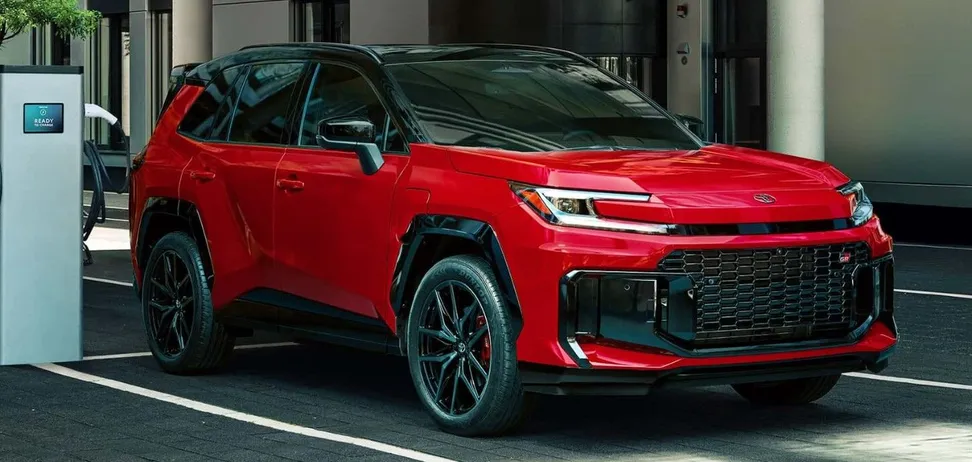 350 «коней» під капотом: легендарний RAV4 перетворять на гоночний болід
