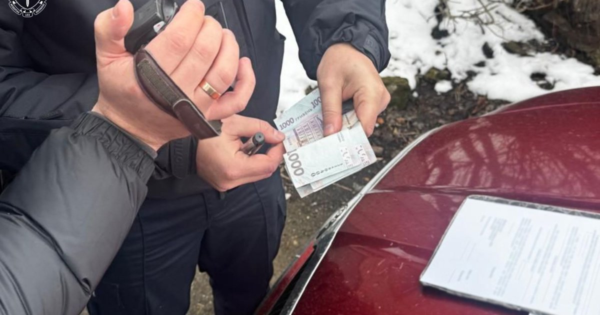 40-річний мешканець Самбора збував наркотики увʼязненим та зберігав боєприпаси вдома