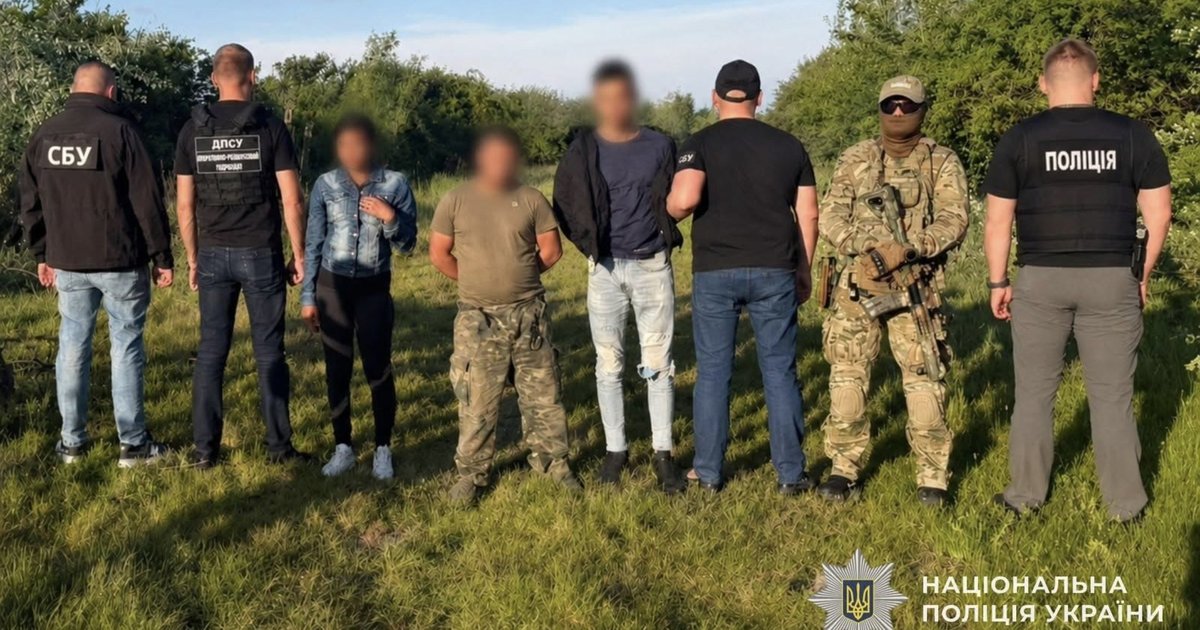 $4000 за маршрут до Словаччини: на Ужгородщині затримали трьох переправників …