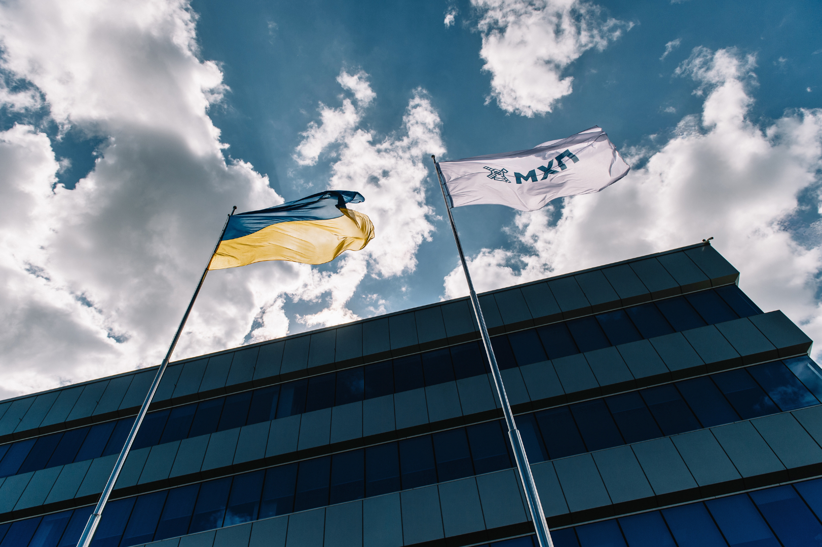700+ громад і 1,6 млрд грн допомоги: підсумки року Фонду …