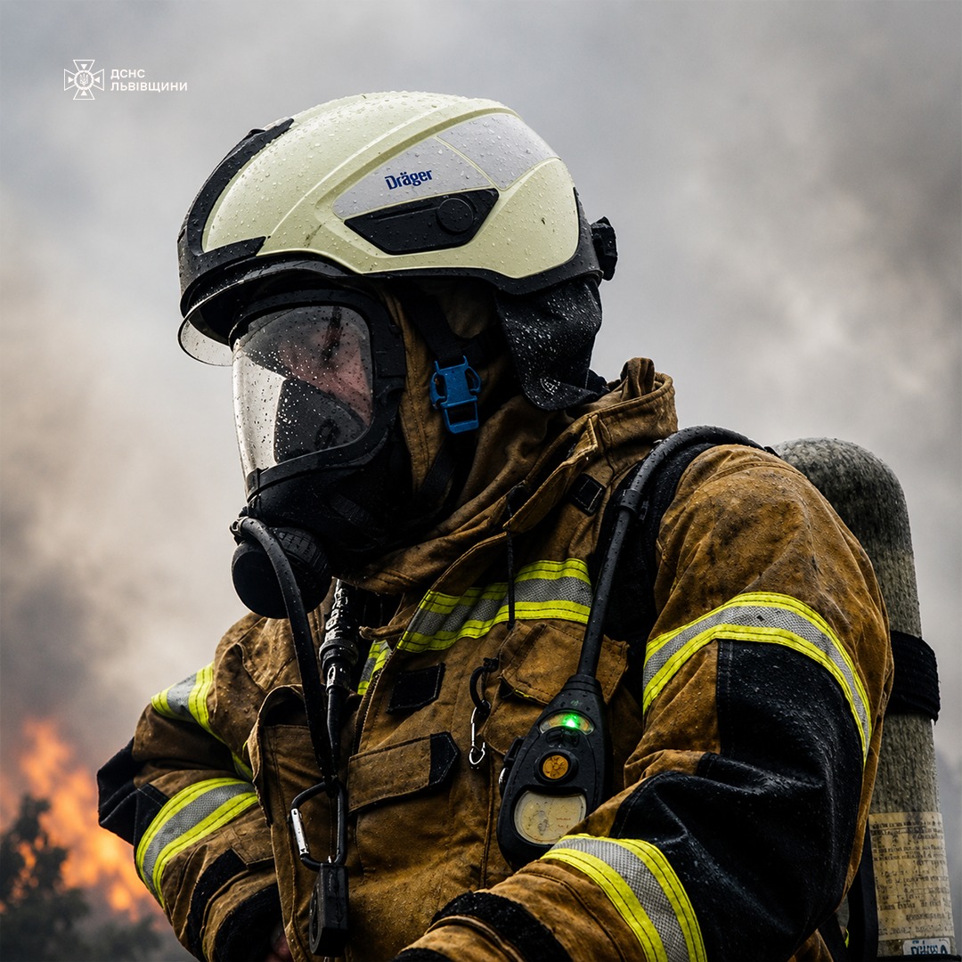 За добу на Львівщині рятувальники ліквідували 11 пожеж в екосистемах