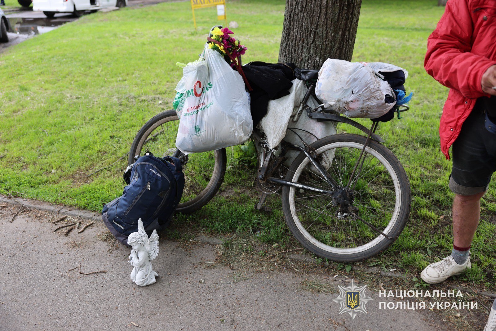 У Сумах затримали чоловіка за наругу над могилами захисників