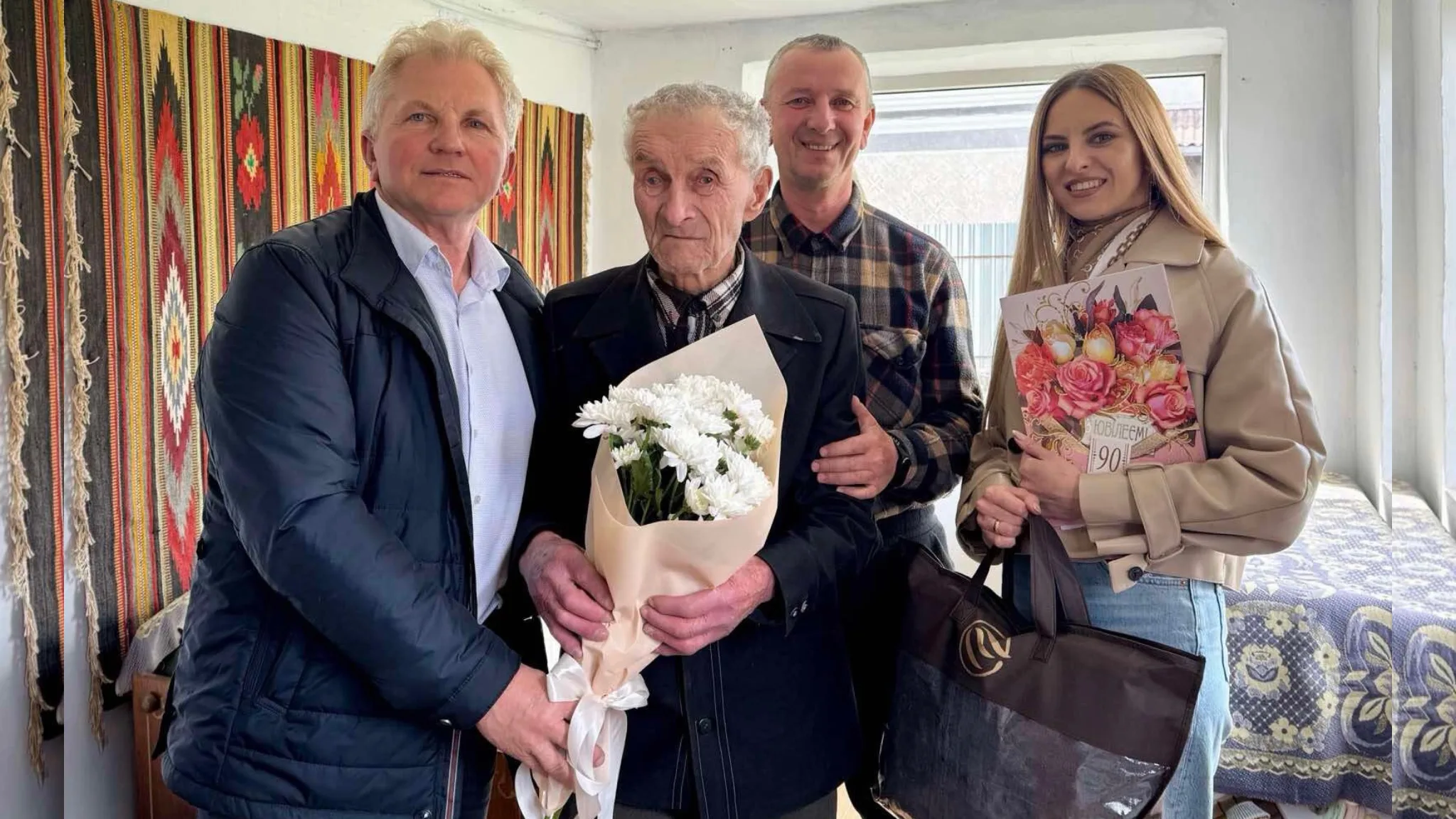 90-річний ювілей відзначив житель села Плотича Марʼян Крутій