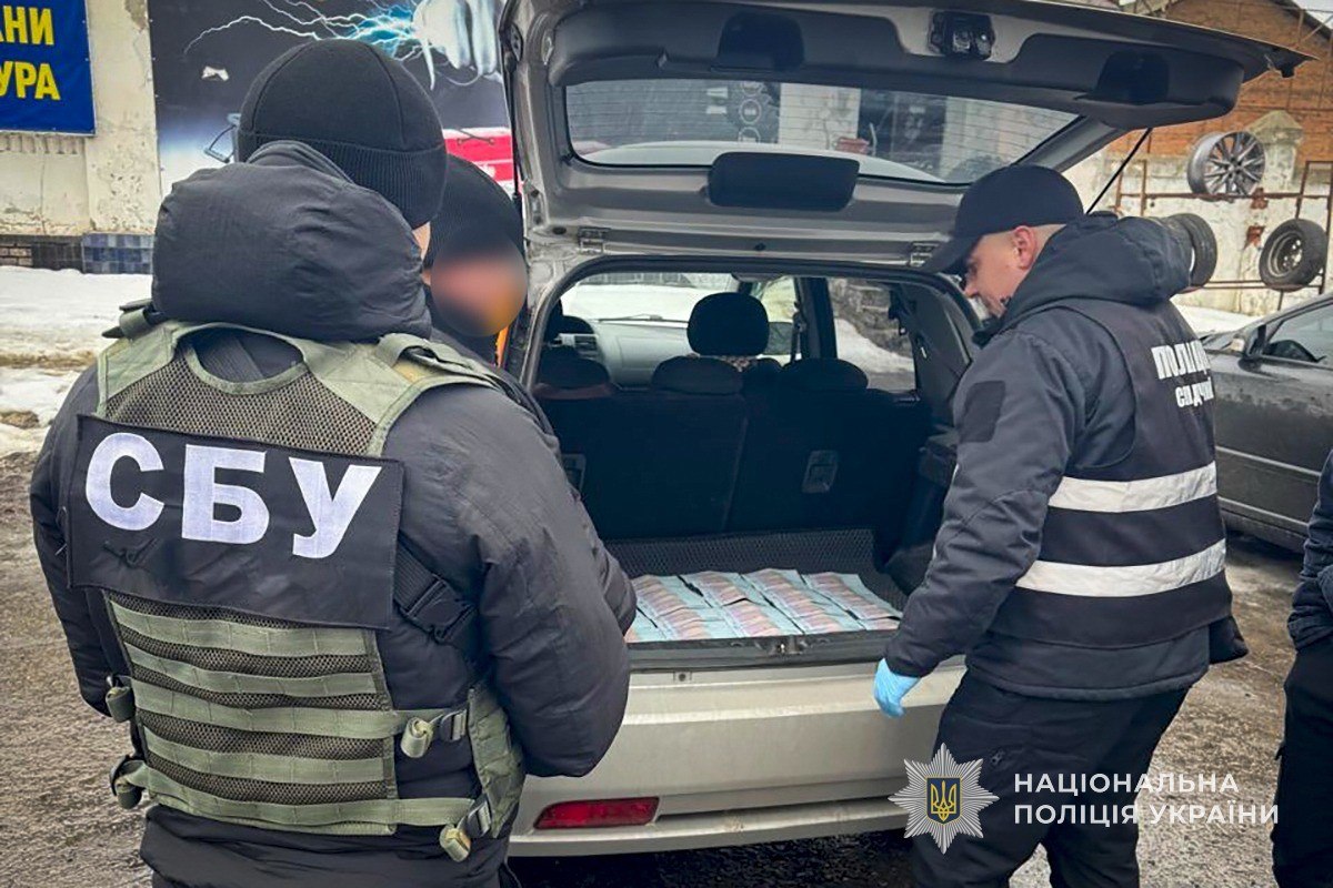 На Сумщині судитимуть енергетика за вимагання хабаря