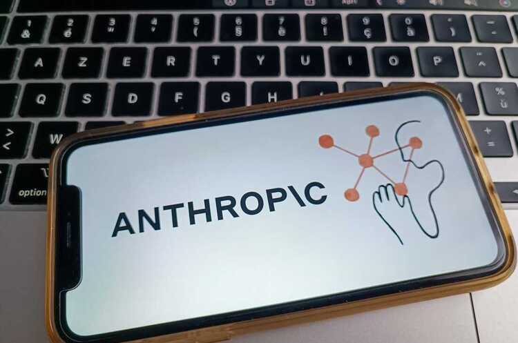 Anthropic кидає виклик Уолл-стріт: представлено ШІ-агентів для фінансового сектору