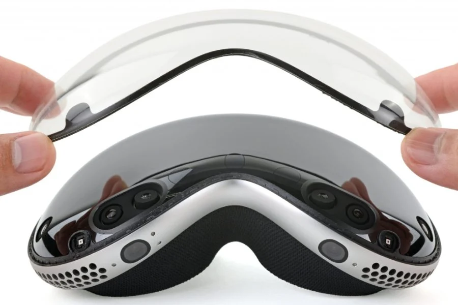 Apple Vision Pro визнали невдалим продуктом