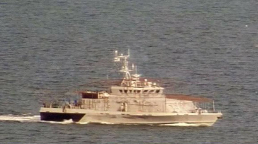 Росіяни встановили антидроновий захист на військові катери у Криму