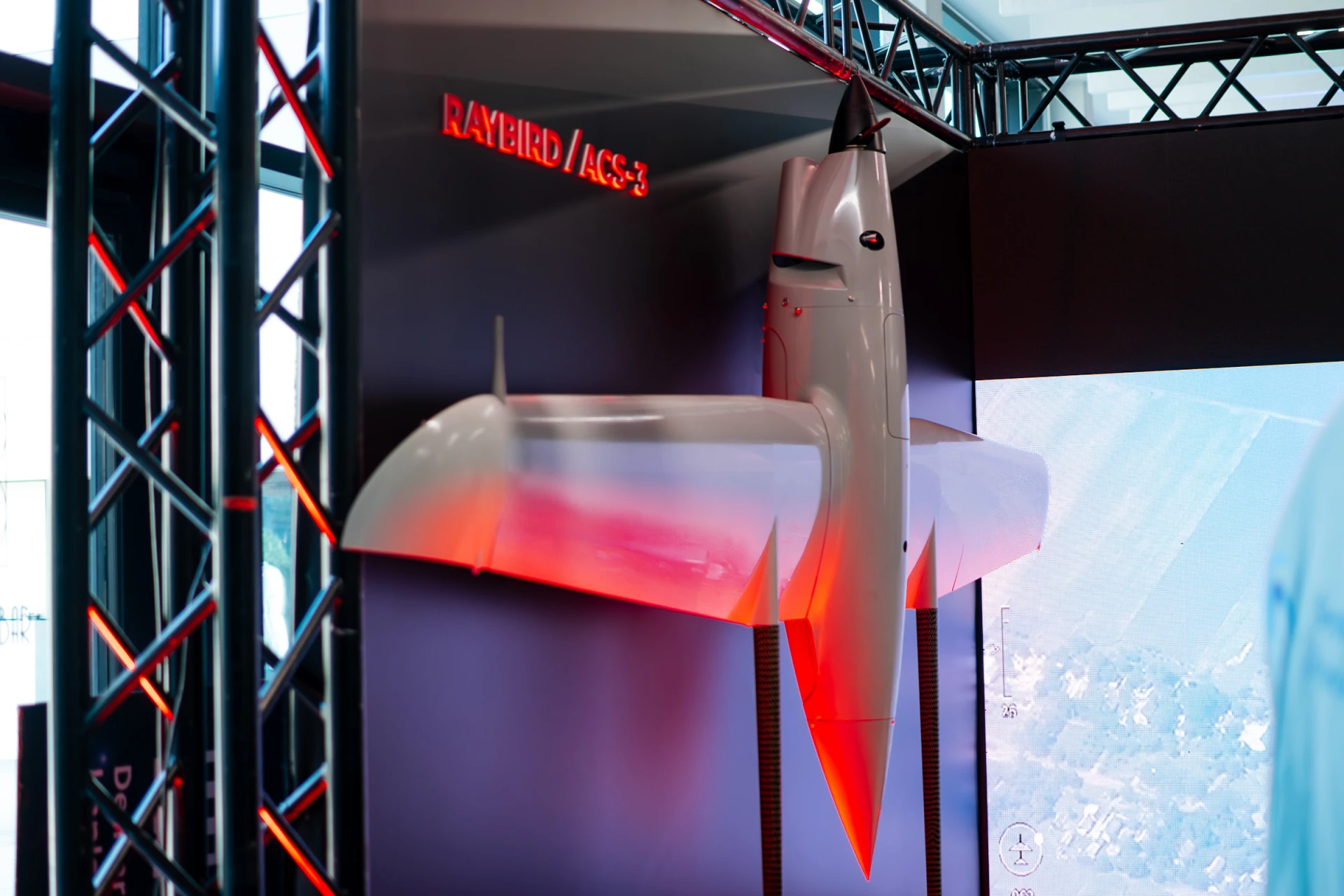 Росіяни знищили київський офіс Skyeton – виробника дронів Raybird