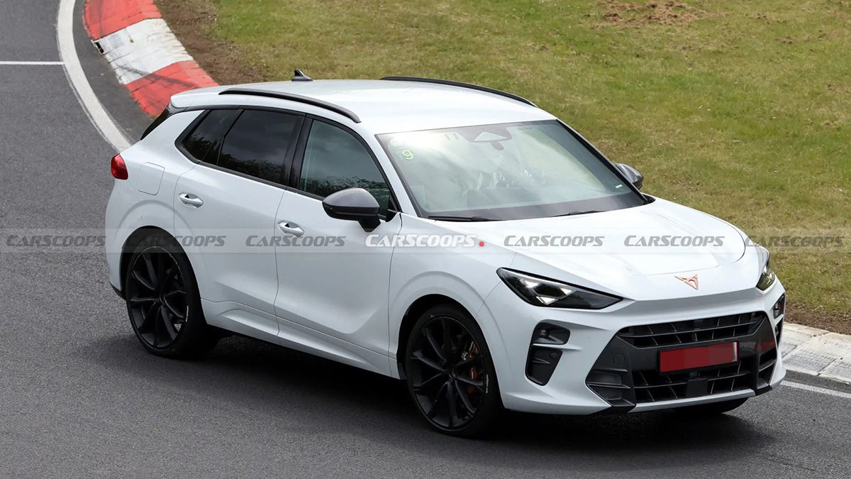 CUPRA готує екстремальну версію кросовера Terramar: шпигунські фото