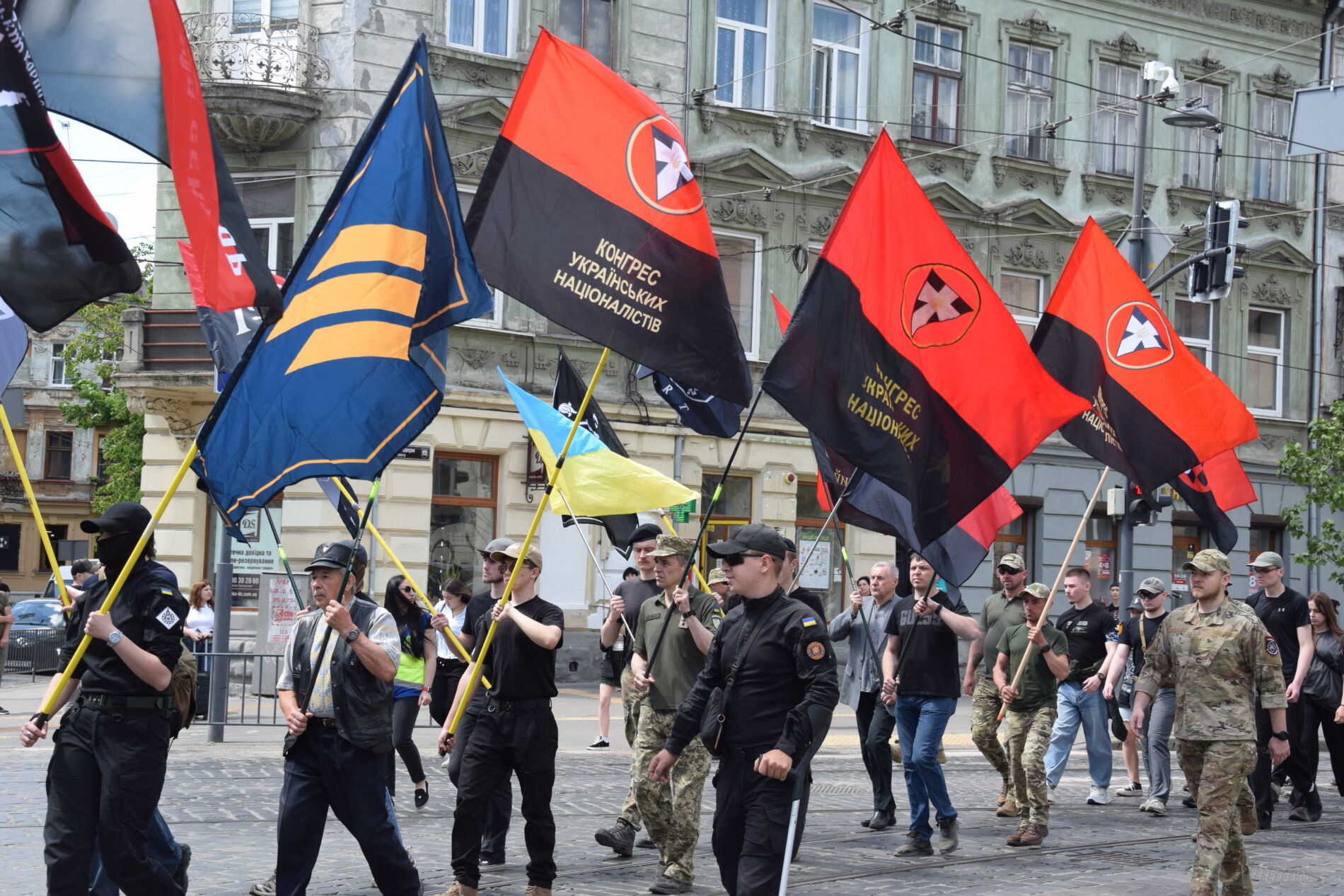 Марш пам’яті Героїв пройшов вулицями Львова (ВІДЕО)