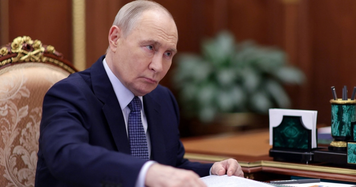 FT: российское военное командование убедило Путина, что завершит захват всего …