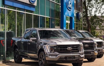Ford разрабатывает систему, которая бережет авто даже на парковке