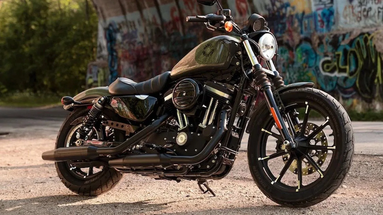 Harley-Davidson подала заявки на торгові марки Deadwood і Low Bob
