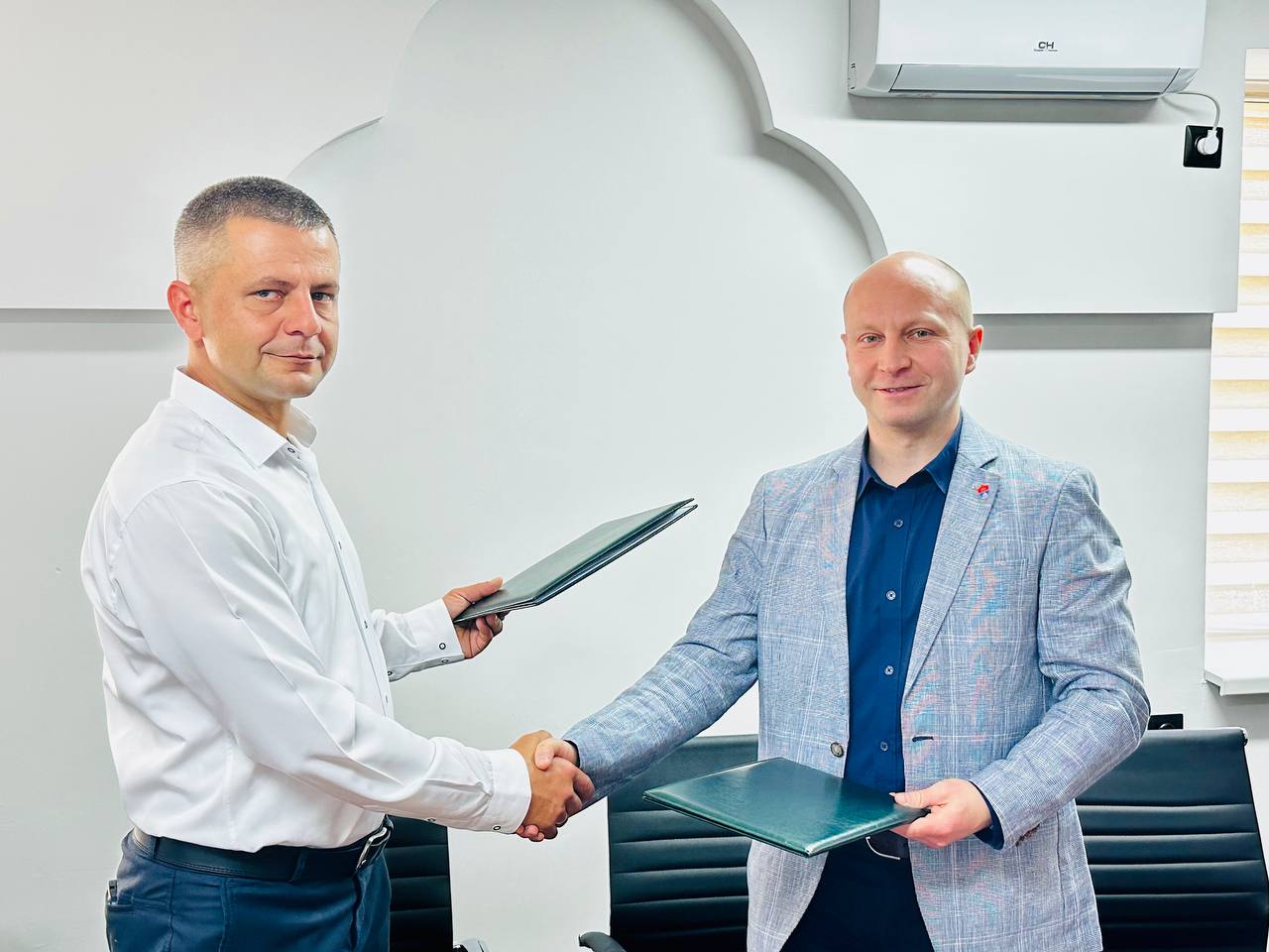 Ладижинська лікарня та Вінницький медуніверситет спільно готуватимуть реабілітологів