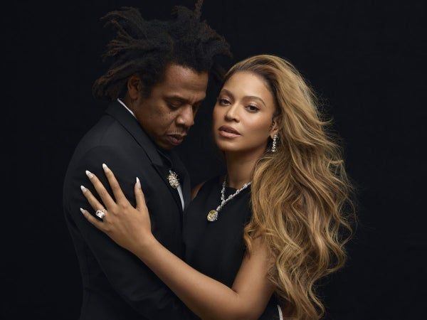 Бейонсе і Jay-Z купують замок XVI століття