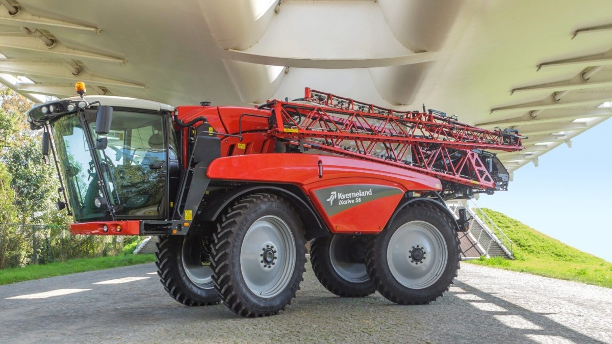 Kverneland знімає з виробництва самохідний обприскувач iXdrive через закриття Mazzotti
