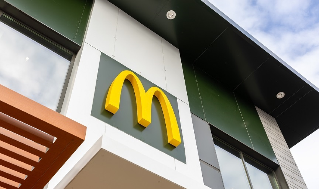 McDonald’s на Лук’янівці відновив роботу після обстрілу Росії 24 травня