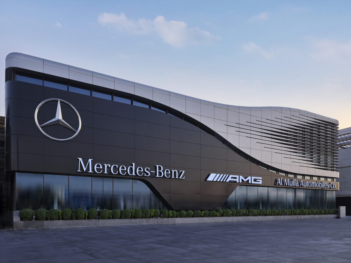 Mercedes-Benz оголосив про намір випускати військову продукцію