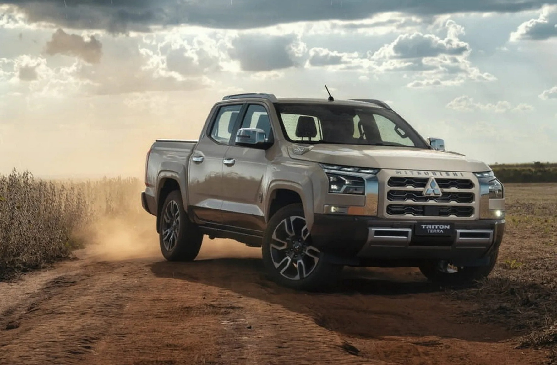 Mitsubishi випустила розкішний пікап для фермерів