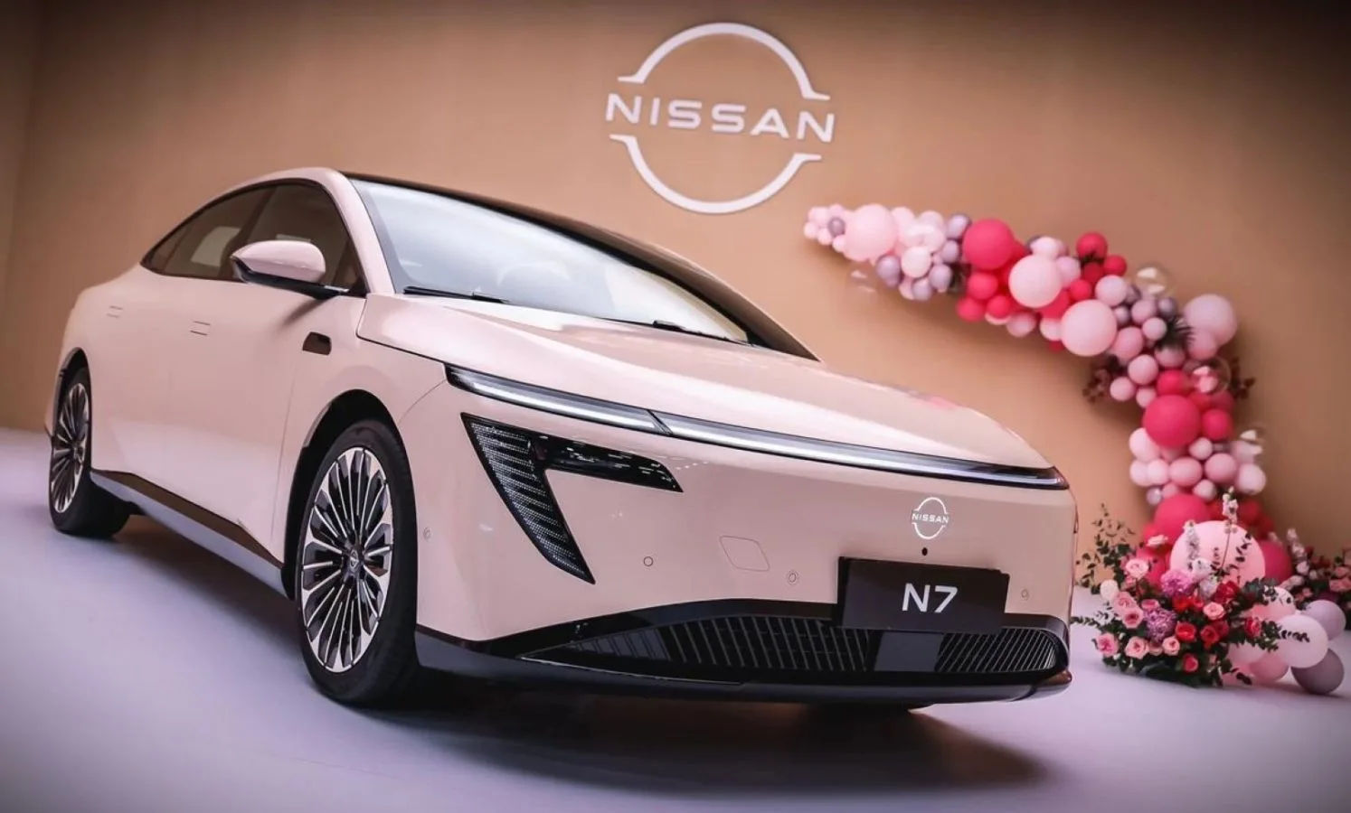 Nissan відкликає майже 70 тис. N7 та N6 у Китаї …