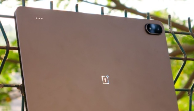 OnePlus представила новий планшет