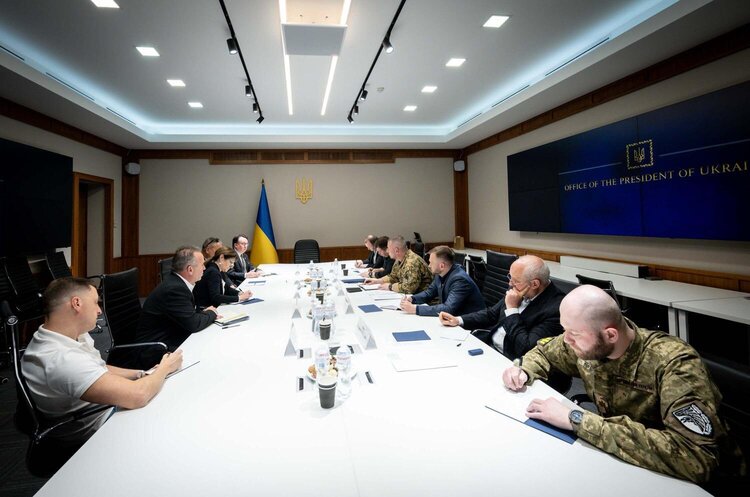 Україна та корпорація RTX домовляються про прискорення поставок ракет до …
