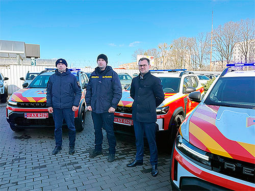 Надзвичайникам Полтавщини передали партію Renault Duster