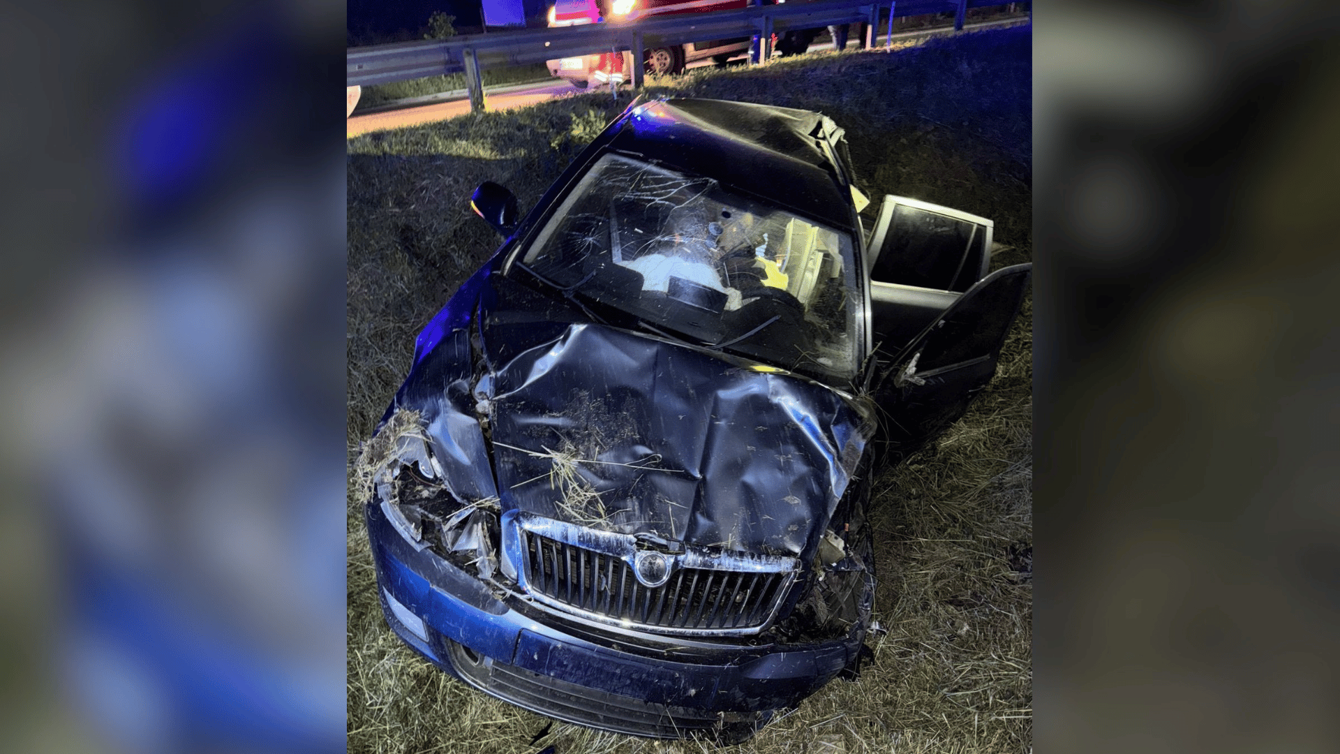 Skoda з’їхала в кювет на Кіровоградщині: двоє людей отримали травми