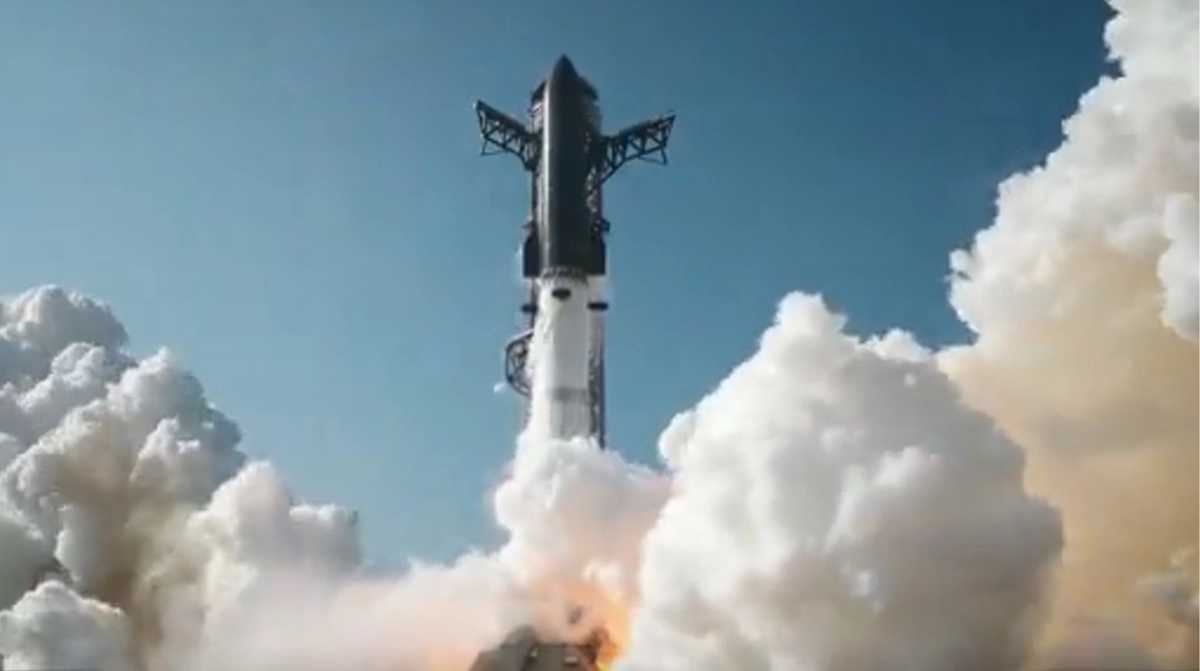 SpaceX запустила найбільшу ракету в історії