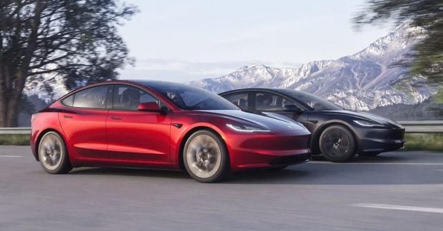 Tesla відкликає сотні тисяч електромобілів через небезпечну проблему
