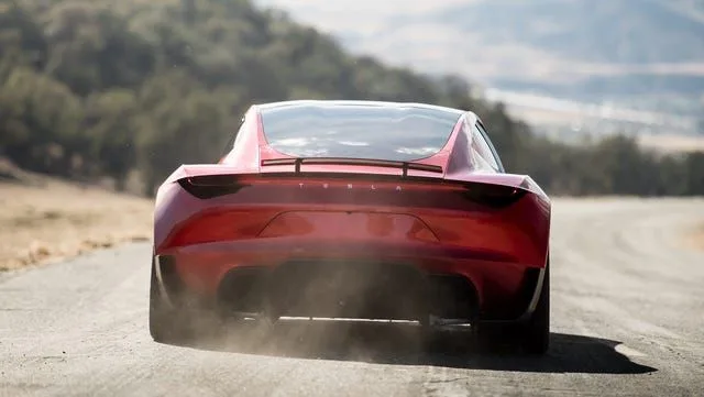 Tesla подала заявку на торговельну марку нового логотипу Roadster: презентація вже близько