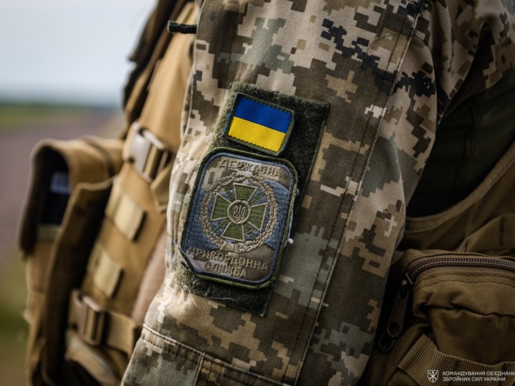 Випустив з країни 33 чоловіків: на Волині судили прикордонника