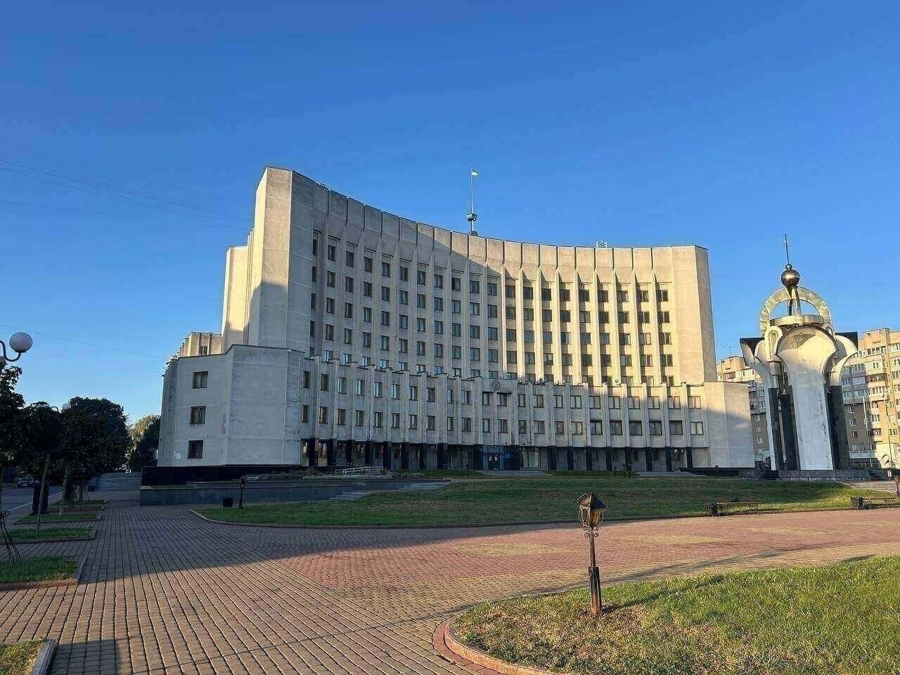 У Луцьку невідомі повідомили про замінування облради
