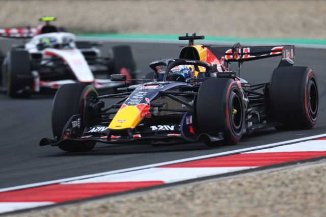 Палмер: Red Bull повинен взяти своє в боротьбі з Haas …