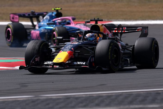 Ферстаппен: Якщо з народженням дитини пілотуєш обережніше, то час закінчувати