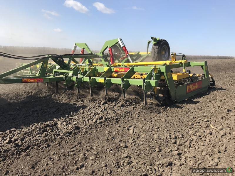 Господарство Чернігівщини обрало передпосівний культиватор FraMest FraKomb 8000