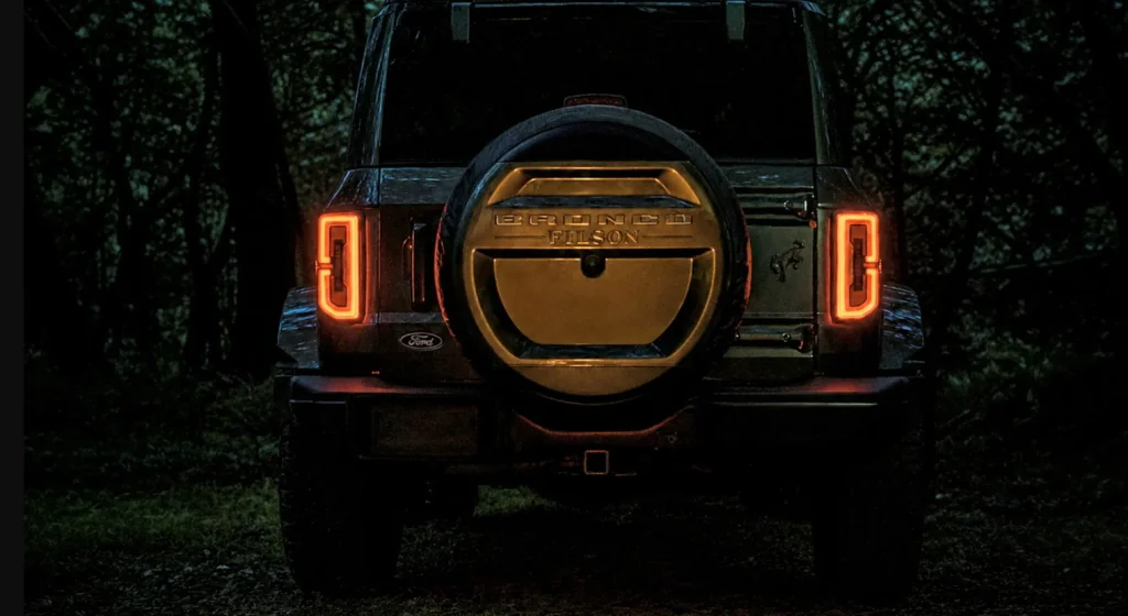 Ford Bronco отримав версію Filson: преміум тепер означає витривалість