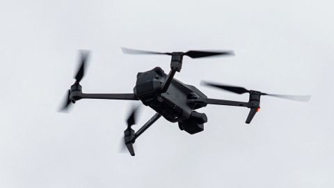 У Сумській громаді російський дрон атакував цивільне авто: загинула жінка